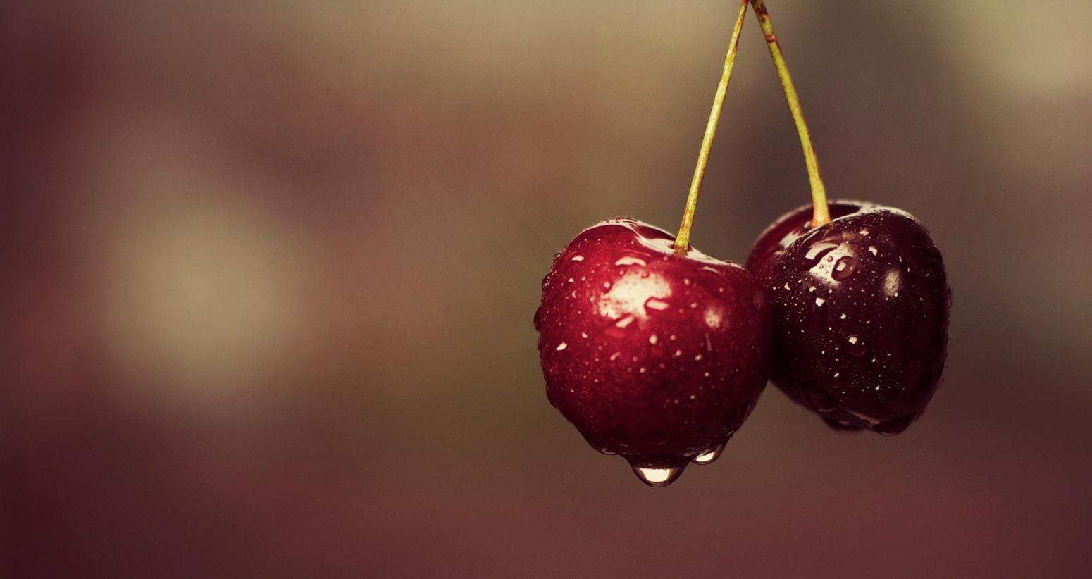Two Cherries 