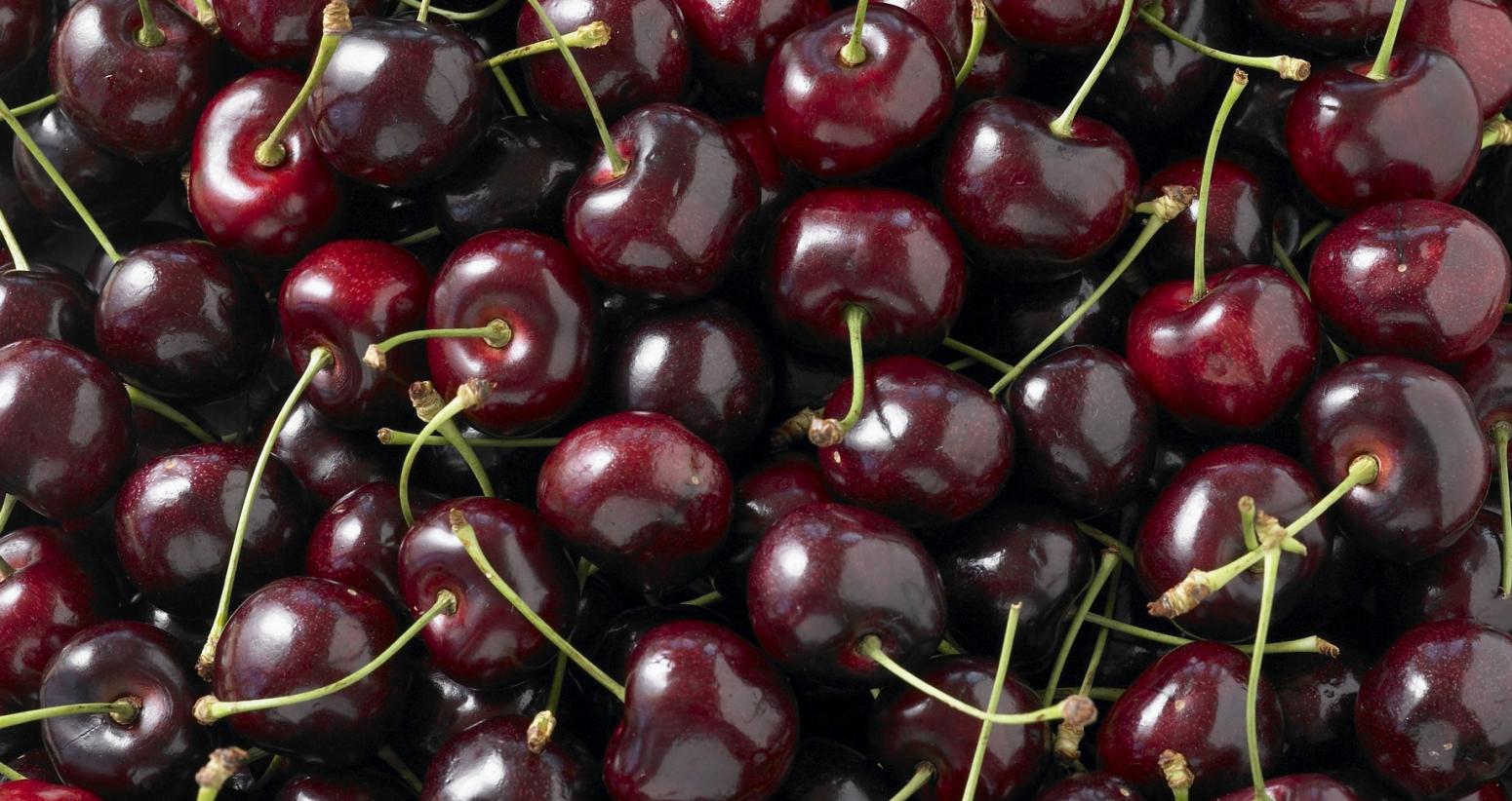 Two Cherries 